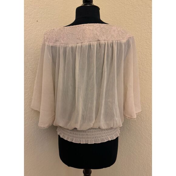 Charlotte Russe Sheer Cream Lace Trim Pearl Buttons Blouse - Sz M - Picture 6 of 12